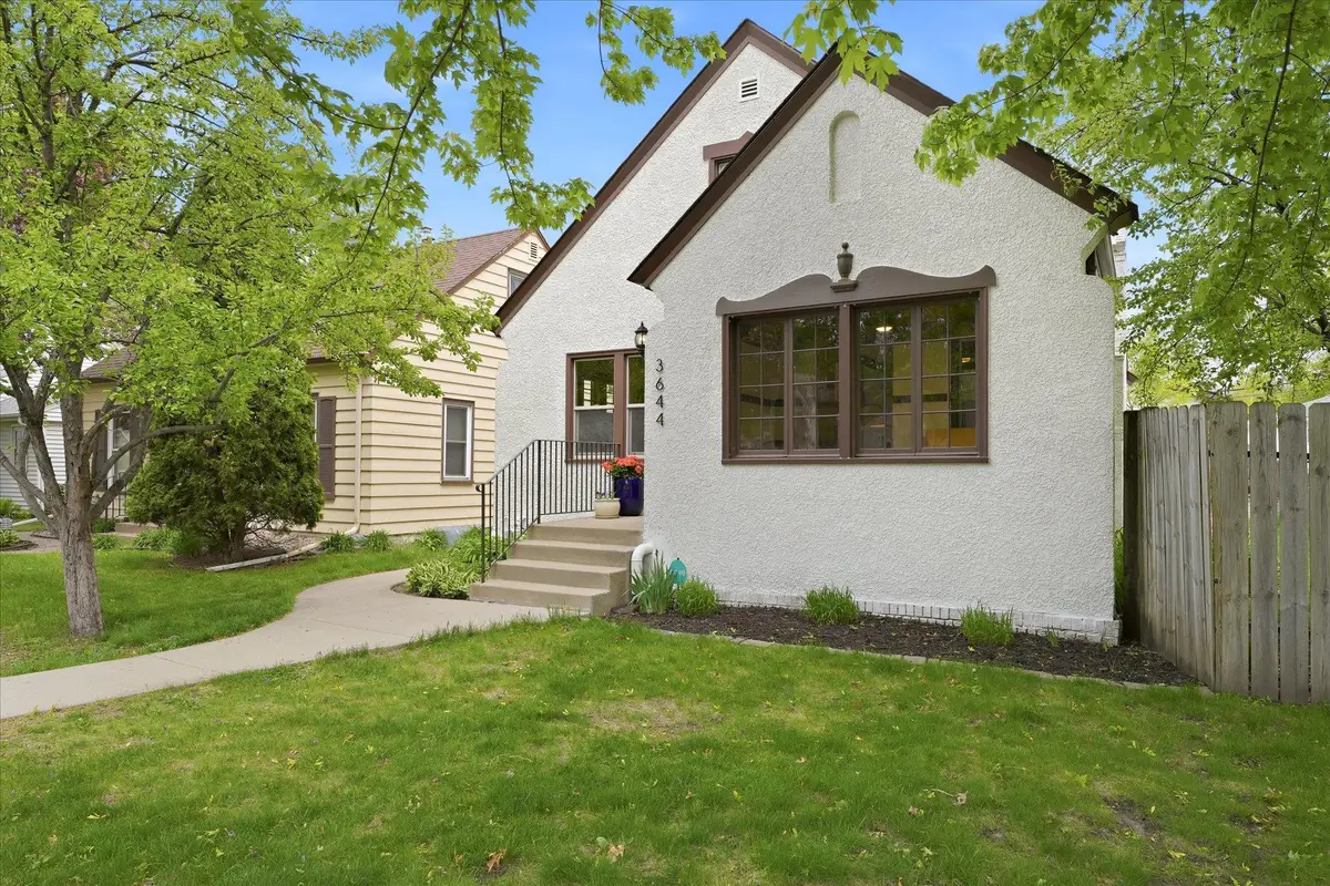 3644 Hubbard Avenue N, Minneapolis, MN 55422 - #1
