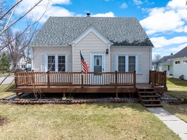 932 NW 1st Avenue, Grand Rapids, MN 55744