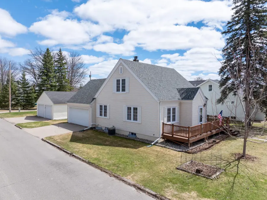 932 NW 1st Avenue, Grand Rapids, MN 55744 - #3