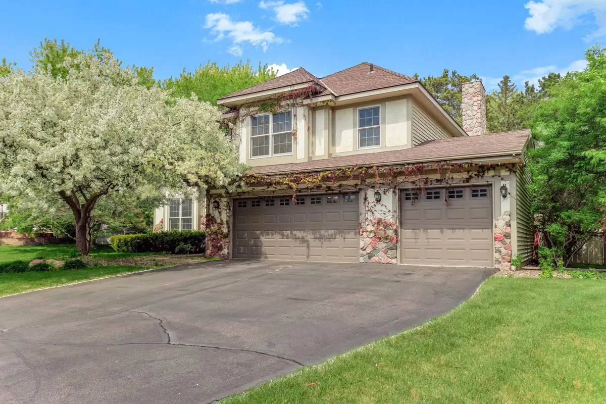 8777 Cottonwood Lane, Eden Prairie, MN 55347 - #1