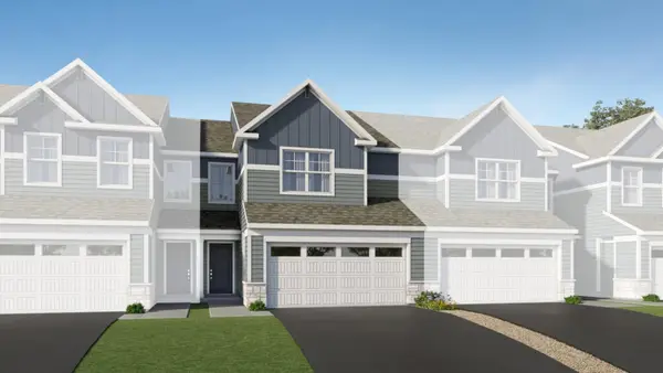 4026 Hayward Avenue N, Oakdale, MN 55128