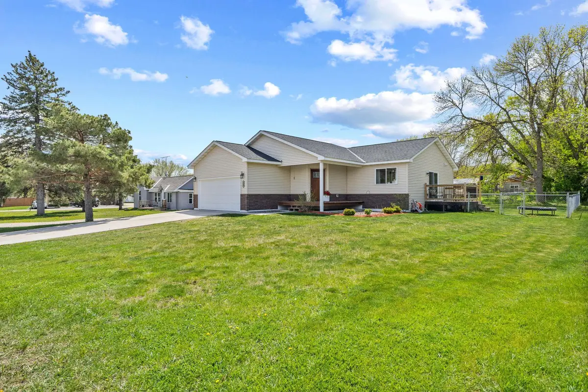 640 3rd Street Se, Cokato, MN 55321 - #1