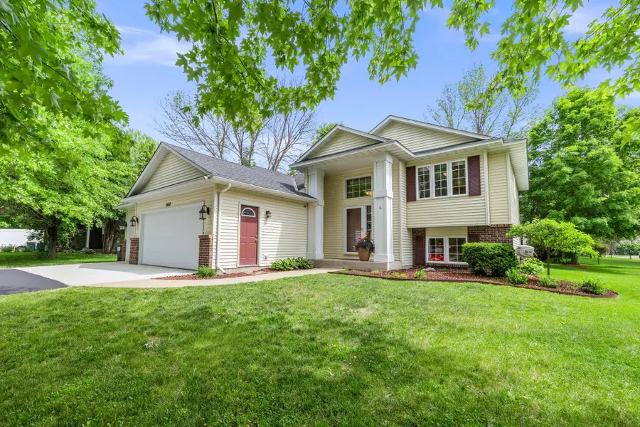 907 Deer Ridge Street Nw, Lonsdale, MN 55046 - #2