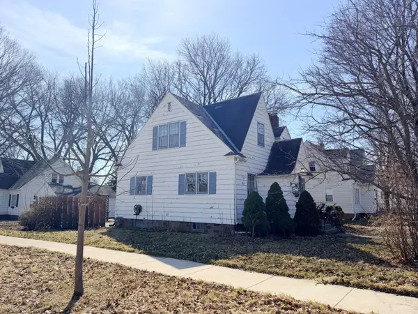 816 Clausen Avenue, Albert Lea, MN 56007