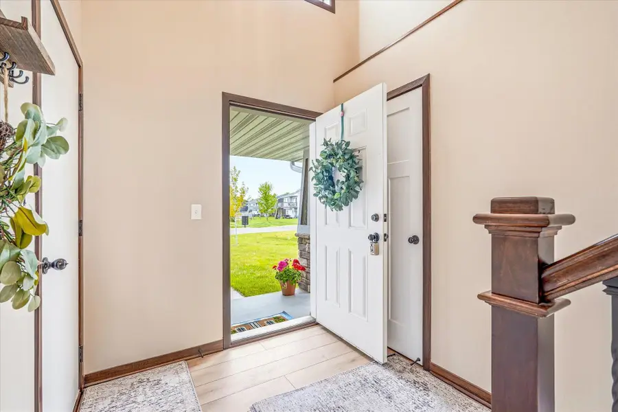 422 Bluebird Drive Nw, Isanti, MN 55040 - #3