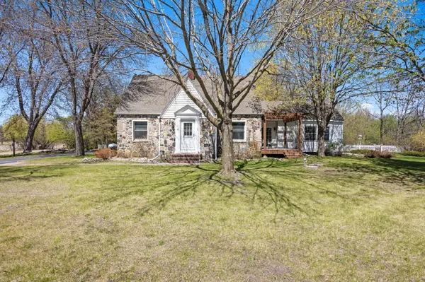 1651 N Lake Miltona Drive Ne, Miltona, MN 56354
