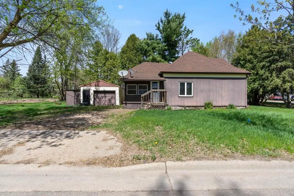 323 4th Street Se, Staples, MN 56479 - #1