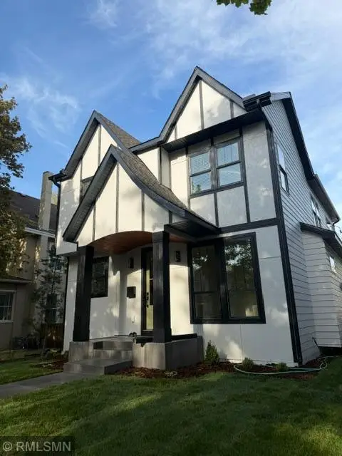 3213 Holmes Avenue S, Minneapolis, MN 55408