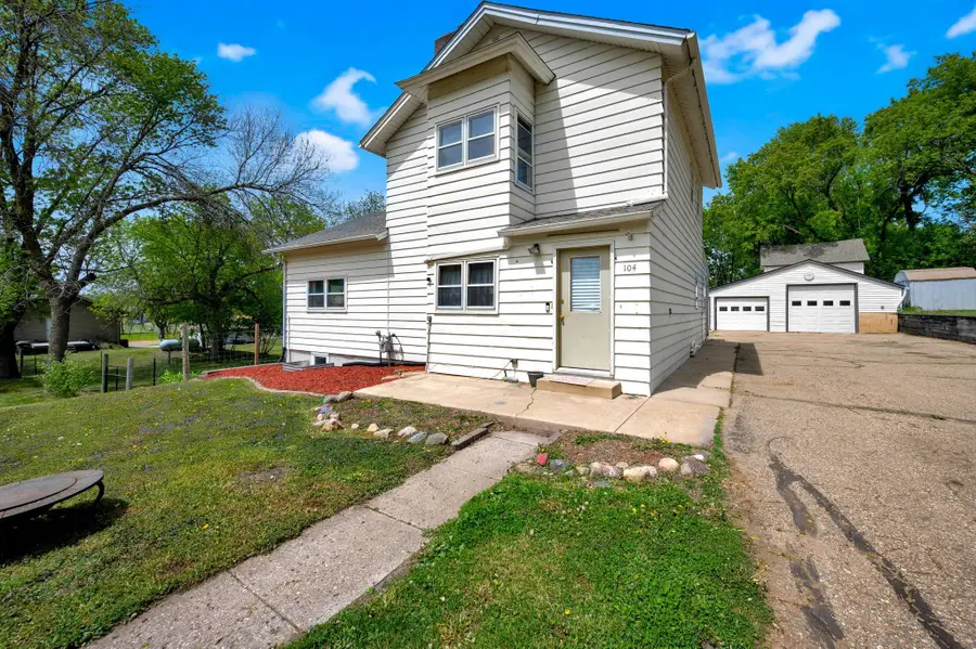 104 Frank Avenue Ne, Elysian, MN 56028 - #3