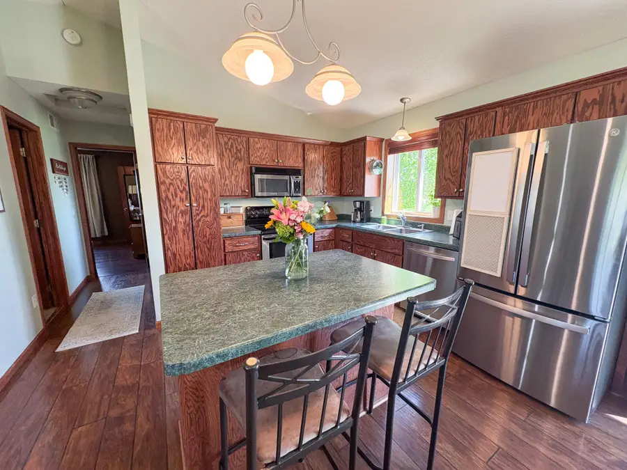 906 3rd Avenue Ne, Saint Joseph, MN 56374 - #3