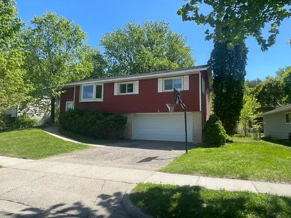 1743 Reichert Avenue, Red Wing, MN 55066