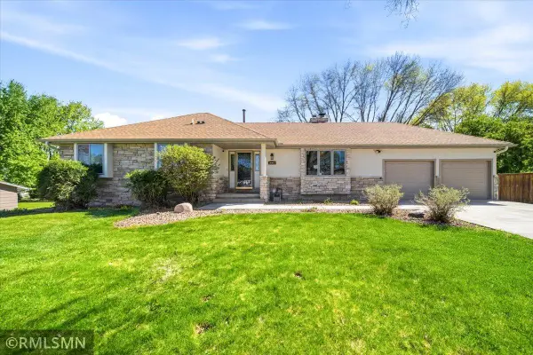 16982 Weaver Lake Drive, Maple Grove, MN 55311