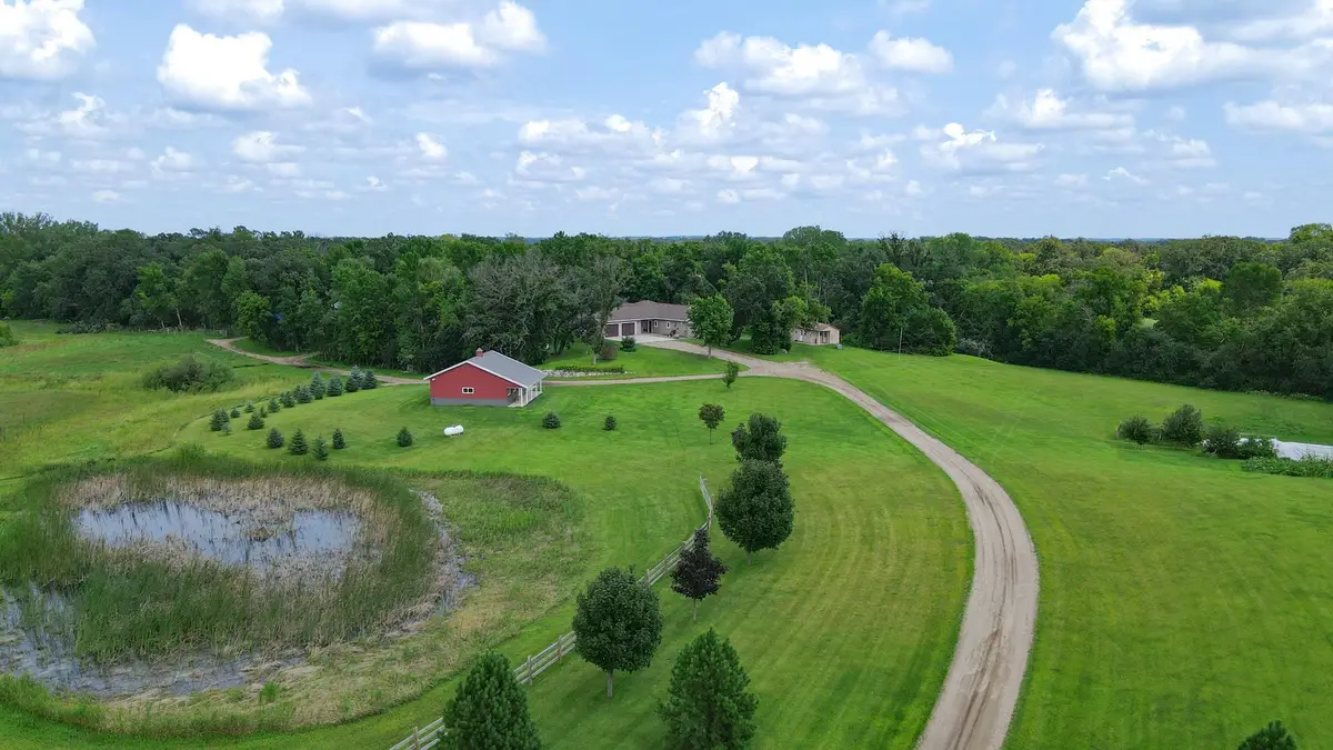 21033 125th Street Nw, Sunburg, MN 56289 - #1