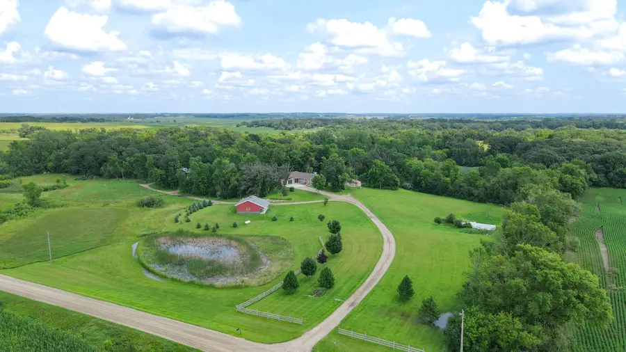 21033 125th Street Nw, Sunburg, MN 56289 - #2