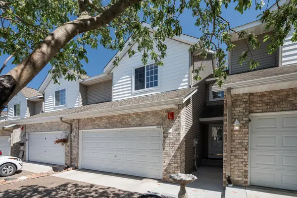 441 Pleasant Lane, Chaska, MN 55318