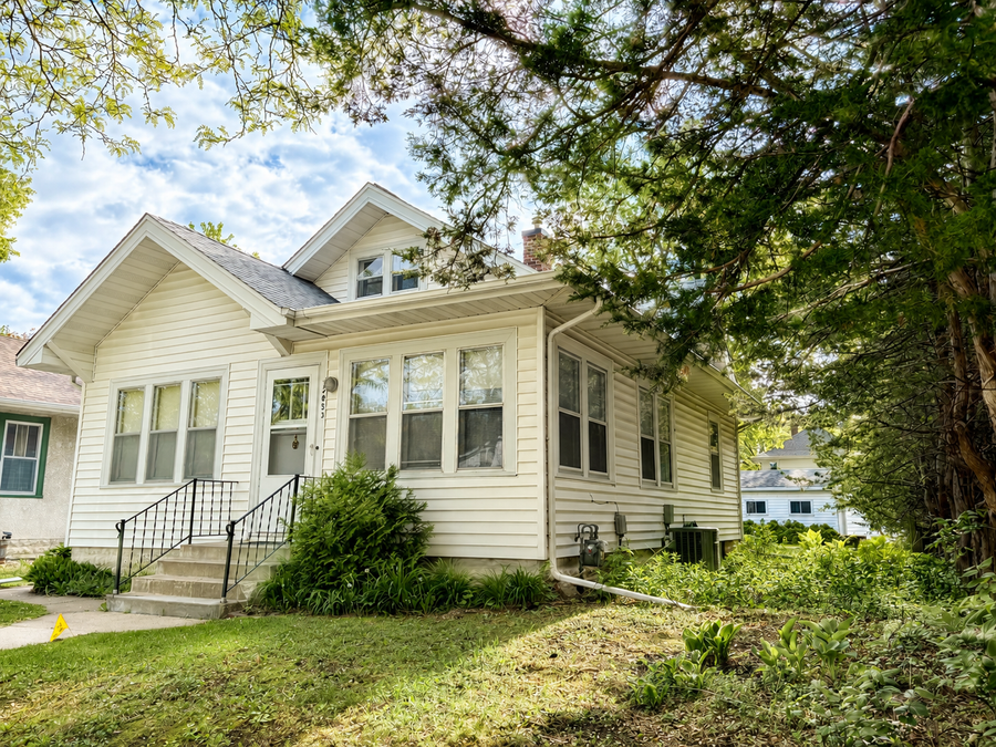 2853 43rd Avenue S, Minneapolis, MN 55406 - #2