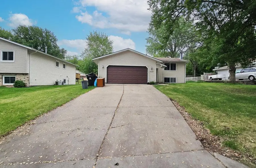 1150 Glendon Street N, Maplewood, MN 55119 - #2