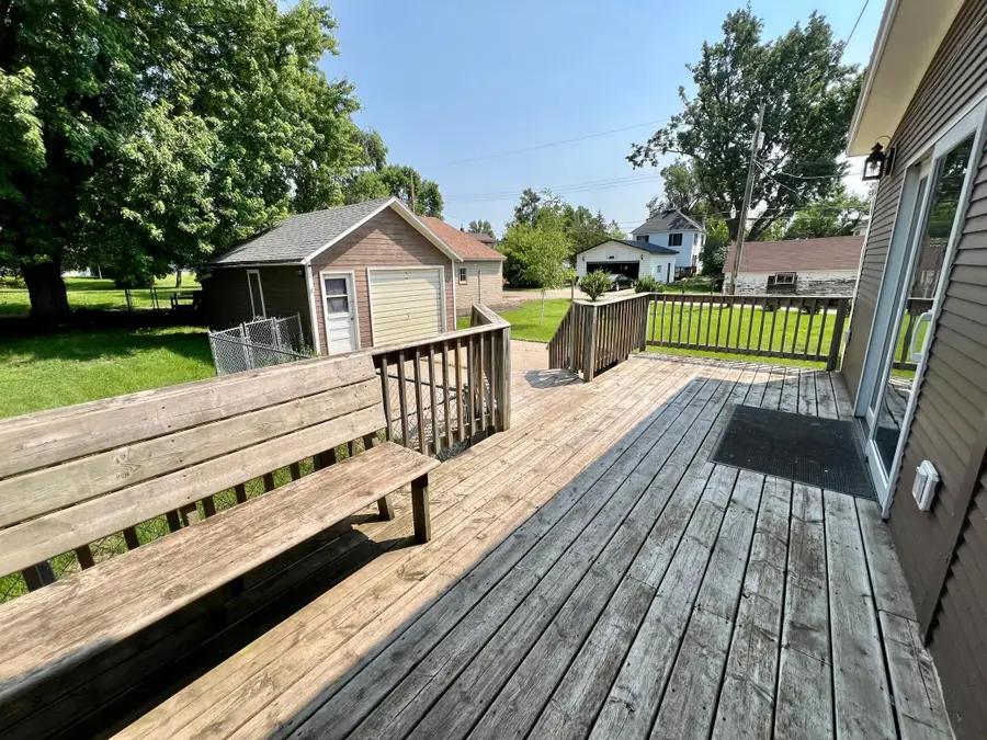 450 7th Street Nw, Valley City, ND 58072 - #3