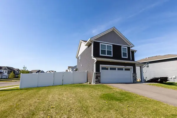 1702 Athens Terrace, Shakopee, MN 55379
