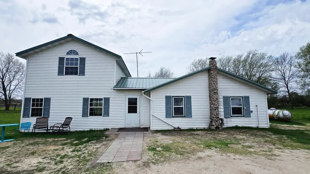 11154 County Road 71 Ne, Nelson, MN 56355 - #1