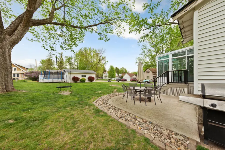 341 E Prince Street, Lake Crystal, MN 56055 - #3