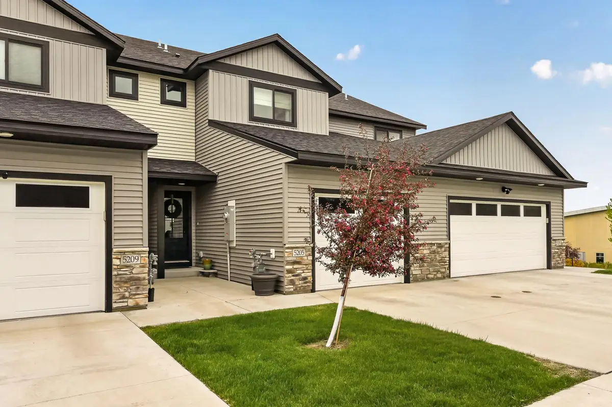 5205 Harvest Square Place Nw, Rochester, MN 55901 - #1