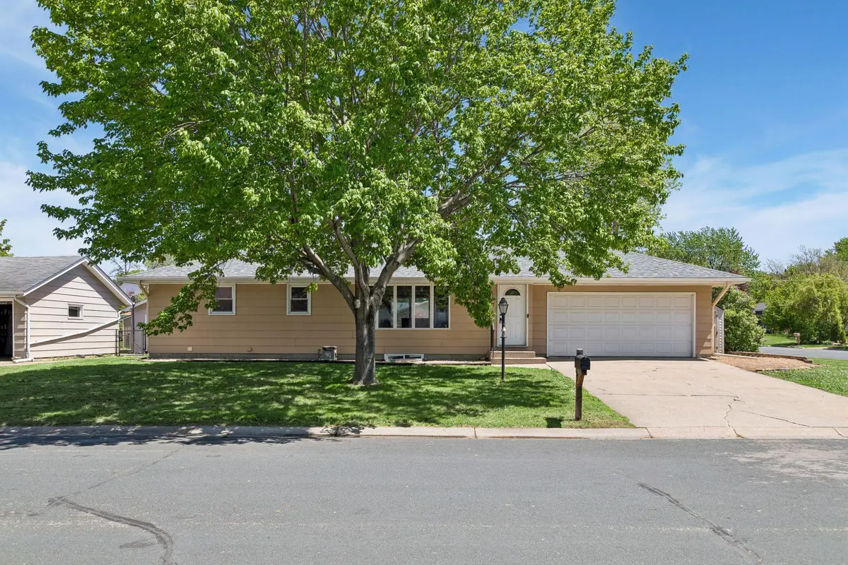 967 Sibley Street S, Shakopee, MN 55379 - #1
