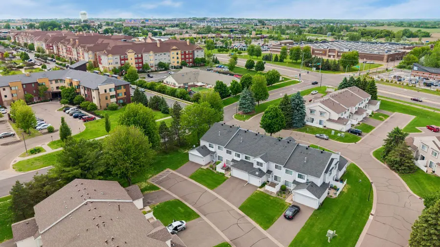 330 Leeward Trail, Woodbury, MN 55129 - #2
