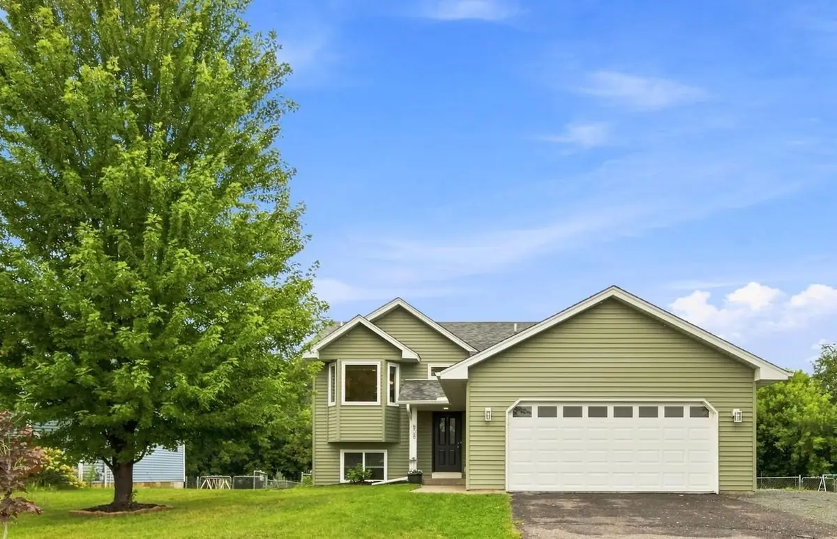 808 3rd Avenue Sw, Isanti, MN 55040 - #1
