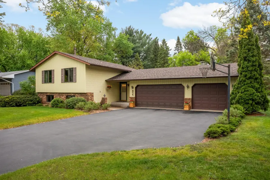 654 Tanglewood Drive, Shoreview, MN 55126 - #2