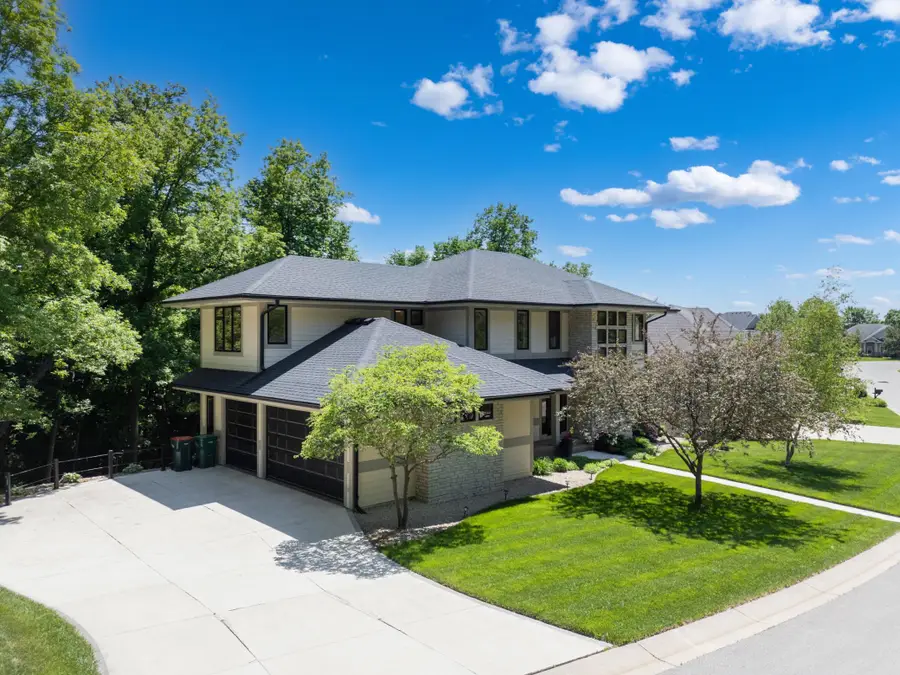 2422 Salem Heights Lane Sw, Rochester, MN 55902 - #2