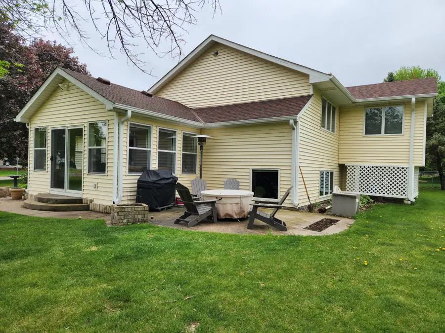 7488 Newbury Road, Woodbury, MN 55125 - #3