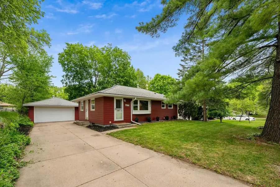 6918 34th Avenue N, Crystal, MN 55427 - #2