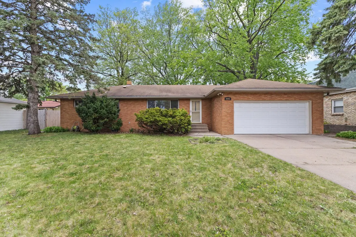 2085 Hamline Avenue N, Roseville, MN 55113 - #1