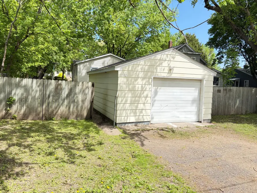 1002 Burgess Street, Saint Paul, MN 55103 - #2