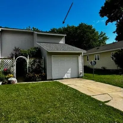 1821 28th Street Nw, Rochester, MN 55901