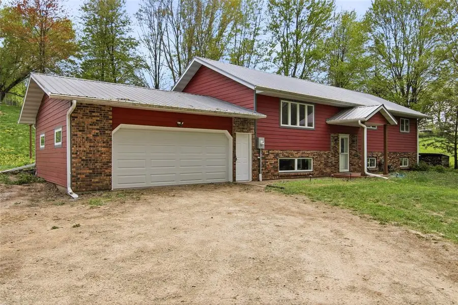 1237 County Road N, Roberts, WI 54023 - #2