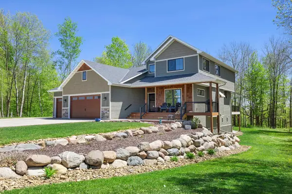 19151 Shamrock Lane, Shafer, MN 55074
