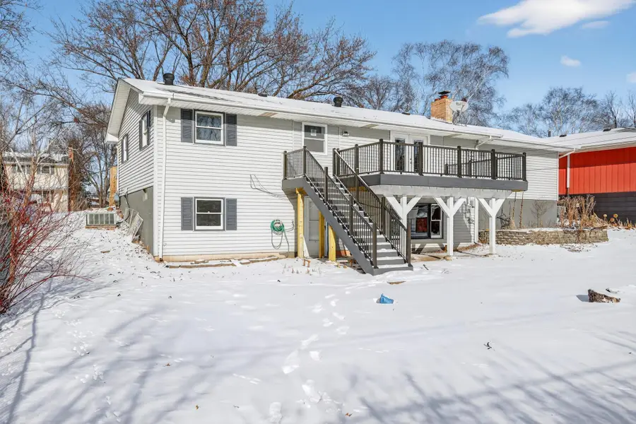 8941 48th Avenue N, New Hope, MN 55428 - #2