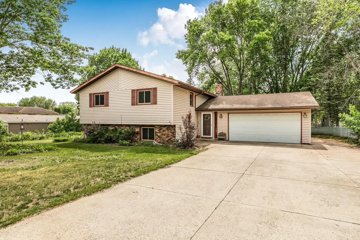 2156 Morningside Drive Ne, Saint Cloud, MN 56304 - #1
