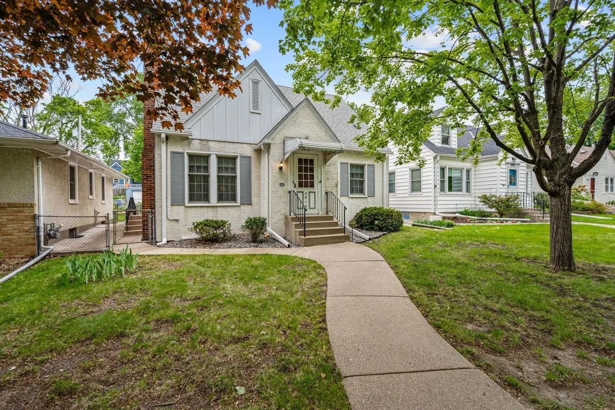 2914 Mckinley Street Ne, Minneapolis, MN 55418 - #1