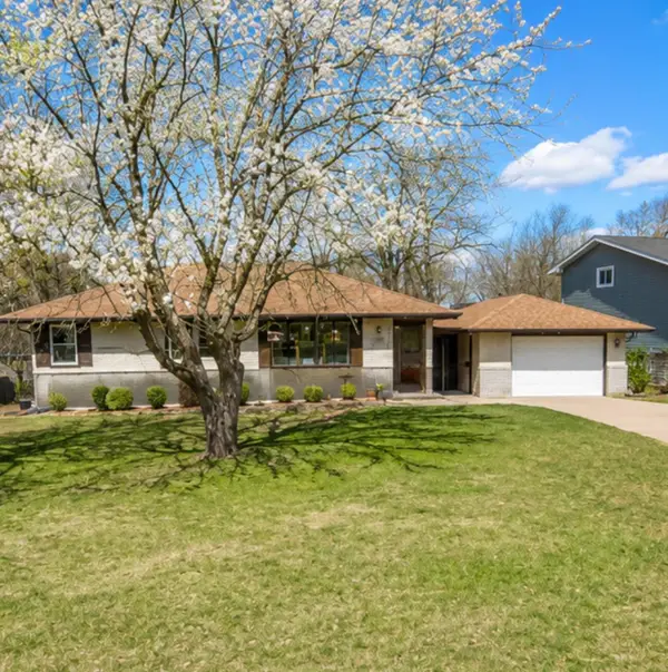 6535 Berkshire Lane N, Maple Grove, MN 55311