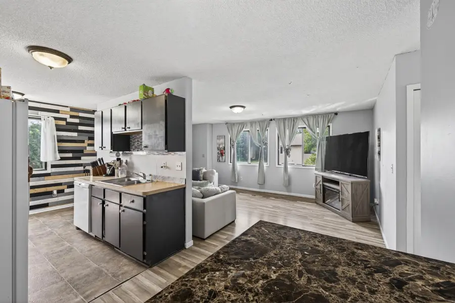 6600 84th Court N, Brooklyn Park, MN 55445 - #2