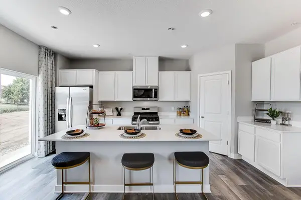 17551 Driscoll Place, Lakeville, MN 55044