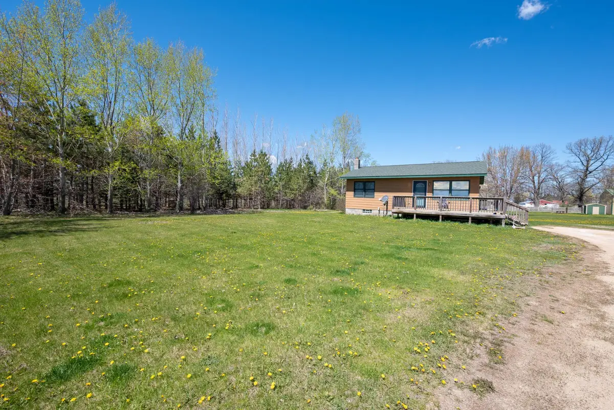 1017 E Kings Hill Road, Hewitt, MN 56453 - #1