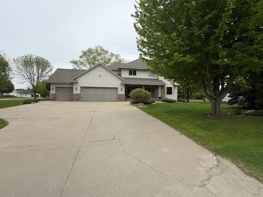 1511 3rd Street Ne, Willmar, MN 56201 - #3