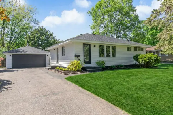 6419 Toledo Avenue N, Brooklyn Center, MN 55429