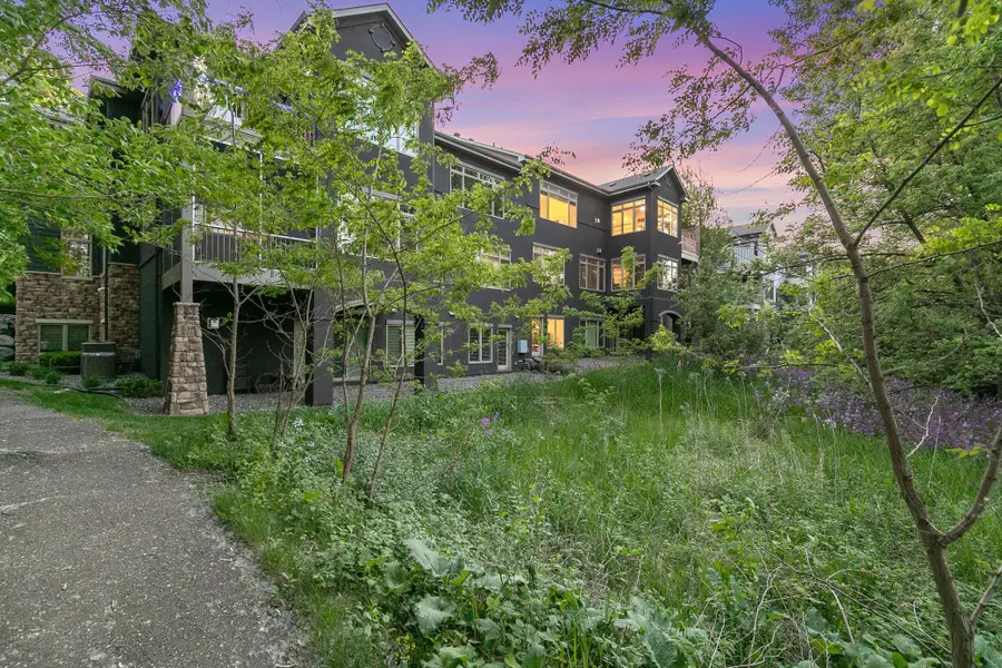 671 Willoughby Way E, Minnetonka, MN 55305 - #2