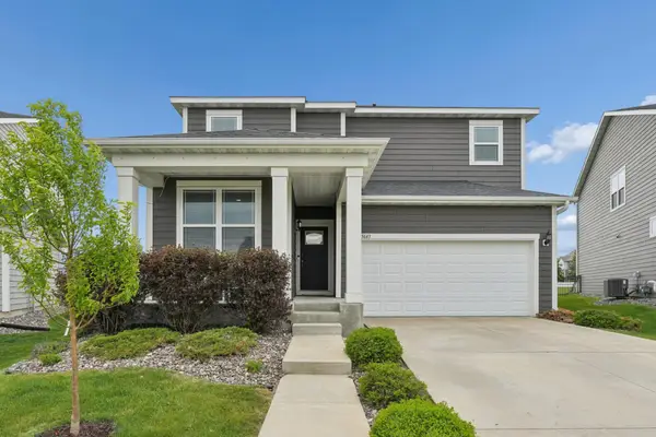 15643 Eddy Creek Way, Apple Valley, MN 55124