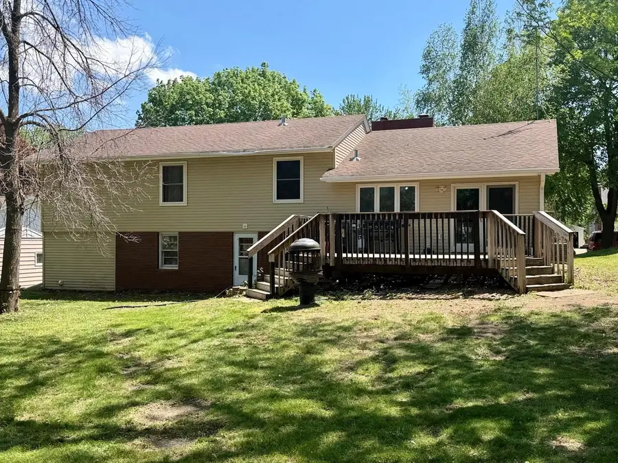 406 Olander Street, Worthington, MN 56187 - #2